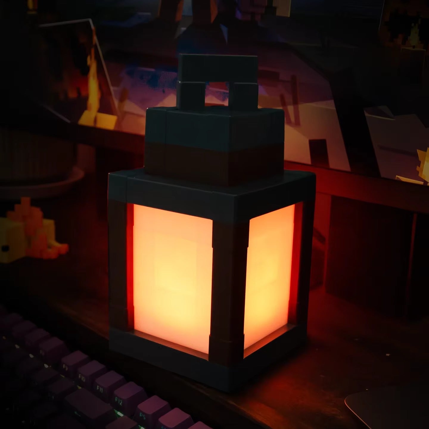 GlowCraft Lantern